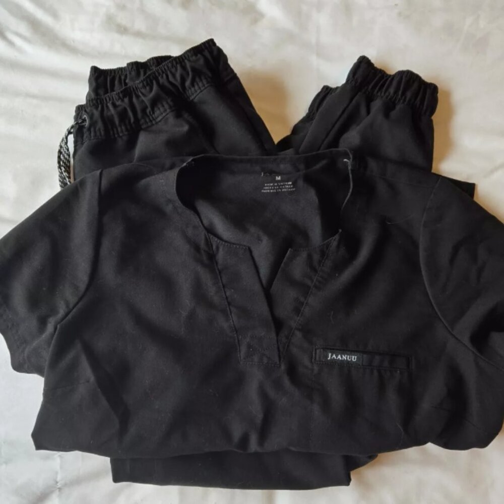 Jaanuu Women's Scrub Set - Black, Medium